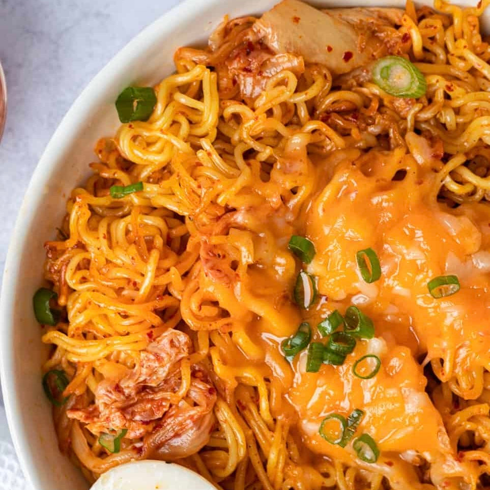 Ottogi - Spicy Stir-Fry Cheese Ramen (picante)