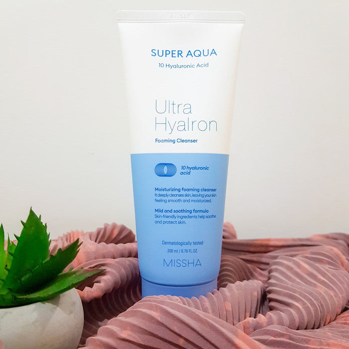 Missha - Super Aqua Ultra Hyalron Cleansing Foam 200ml