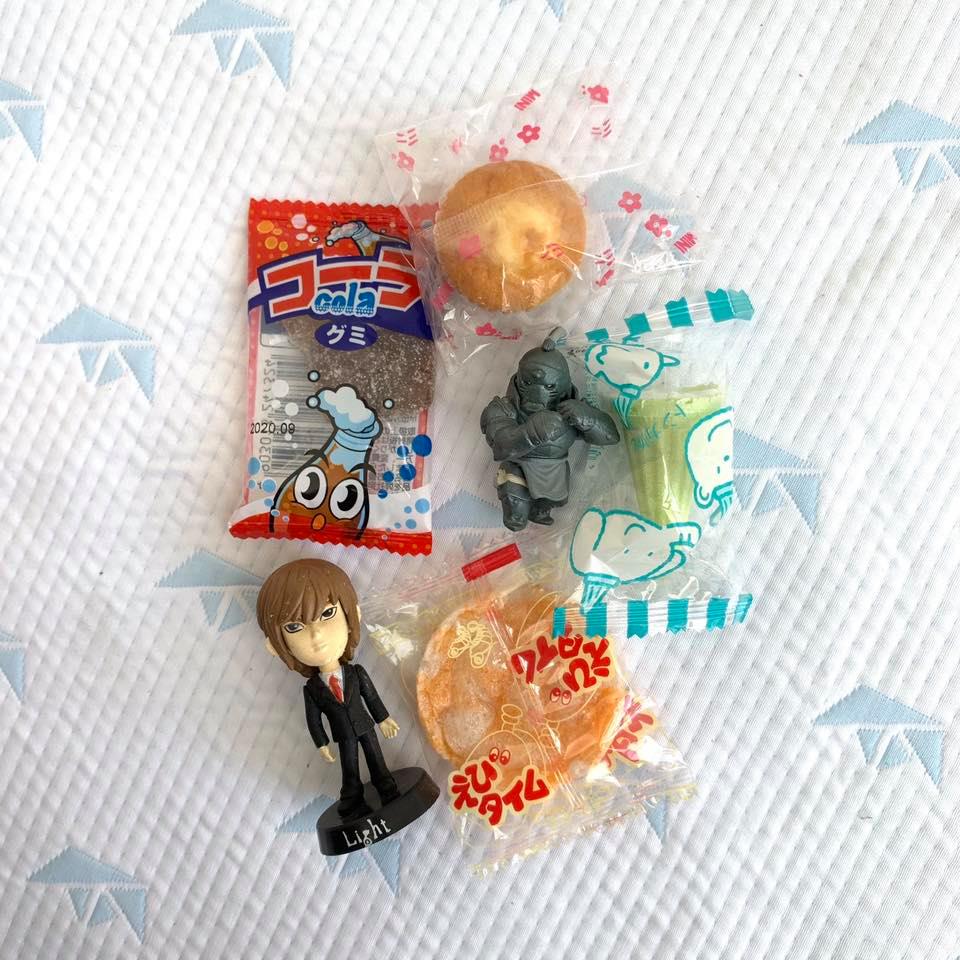 Gomitas y galletitas