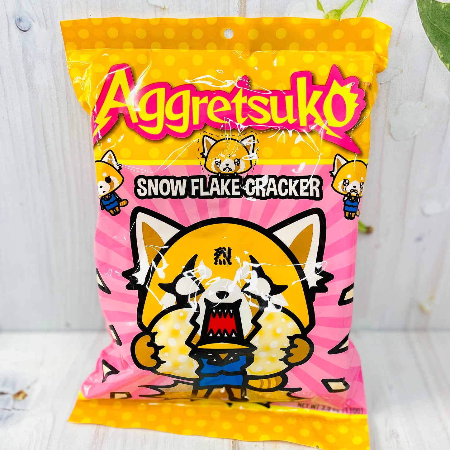Snow Flake Cracker - Aggretsuko
