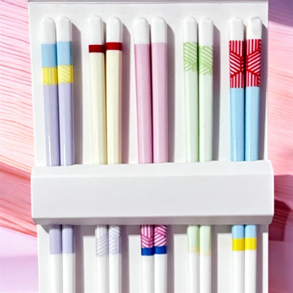 Un Par de palillos de colores (random)