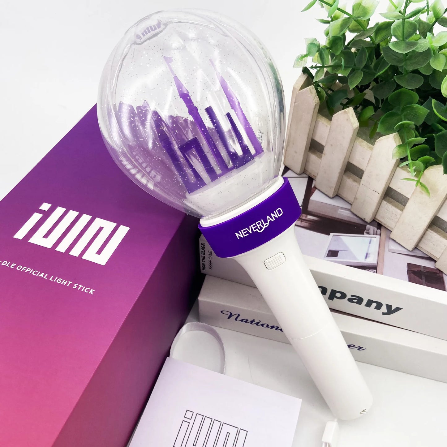 (G)-IDLE - OFFICIAL LIGHT STICK Ver.2