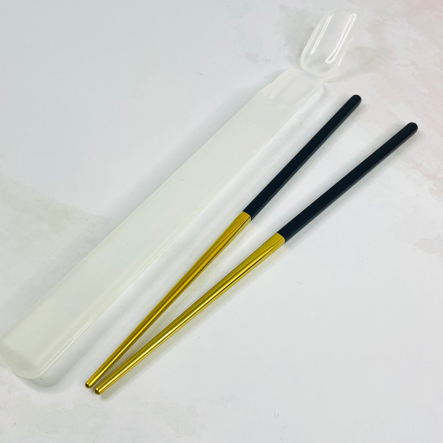 Set de palillos negro&dorado