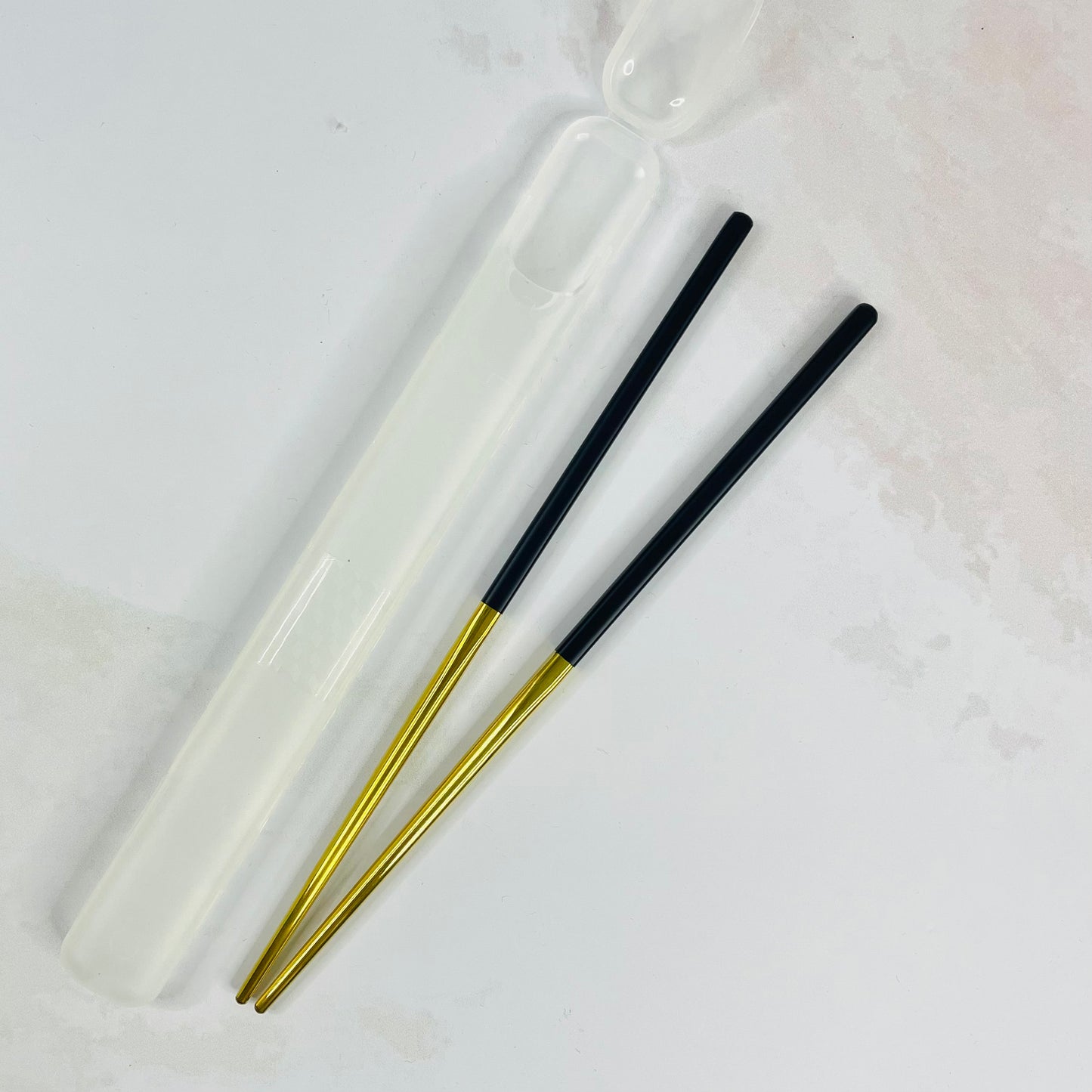 Set de palillos negro&dorado