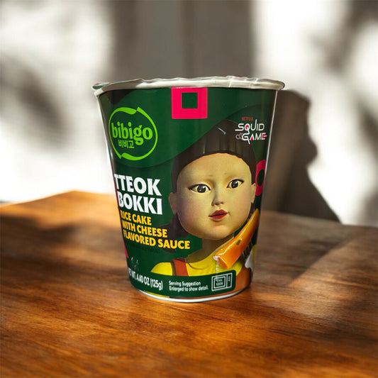 Bibigo - Tteokbokki rice cake with cheese flavored sauce
