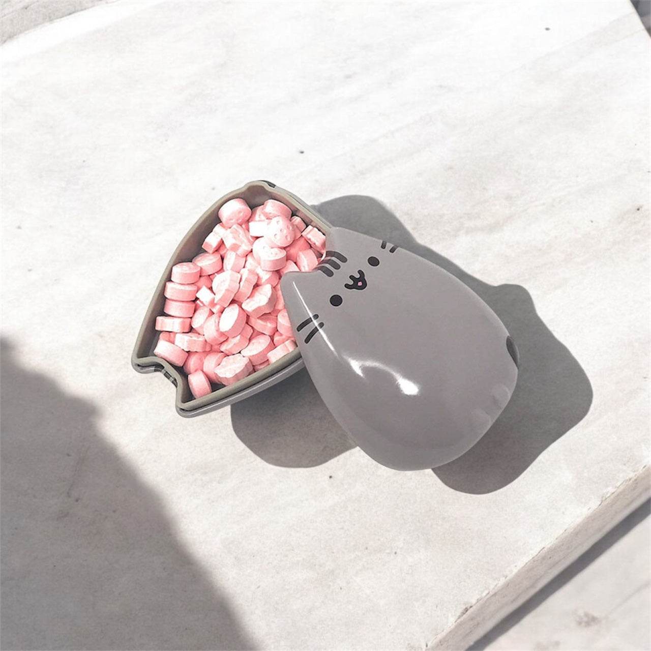 Pusheen The Cat - Strawberry Candy Sweets!