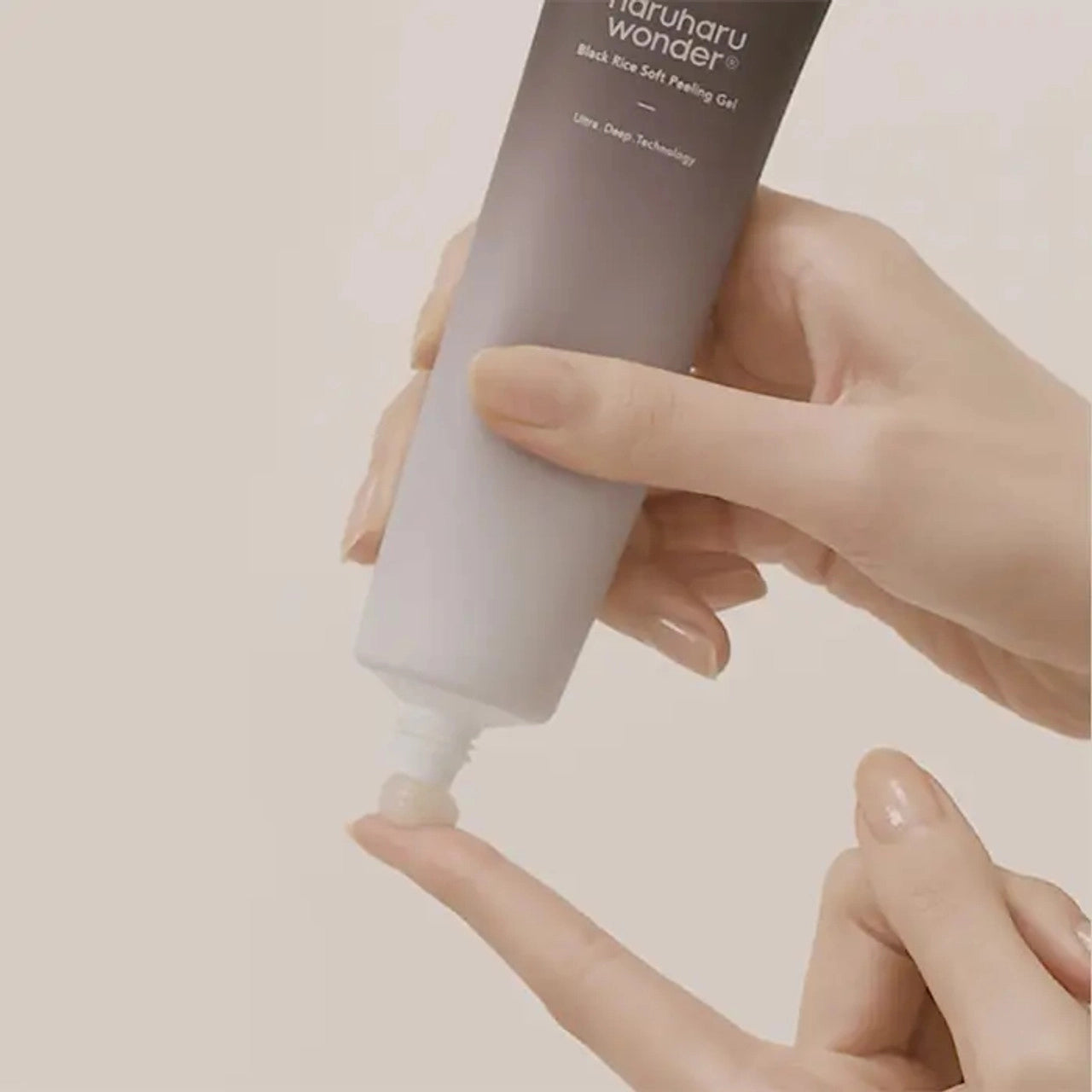 Haru Haru - Black Rice Soft Peeling Gel 100ml
