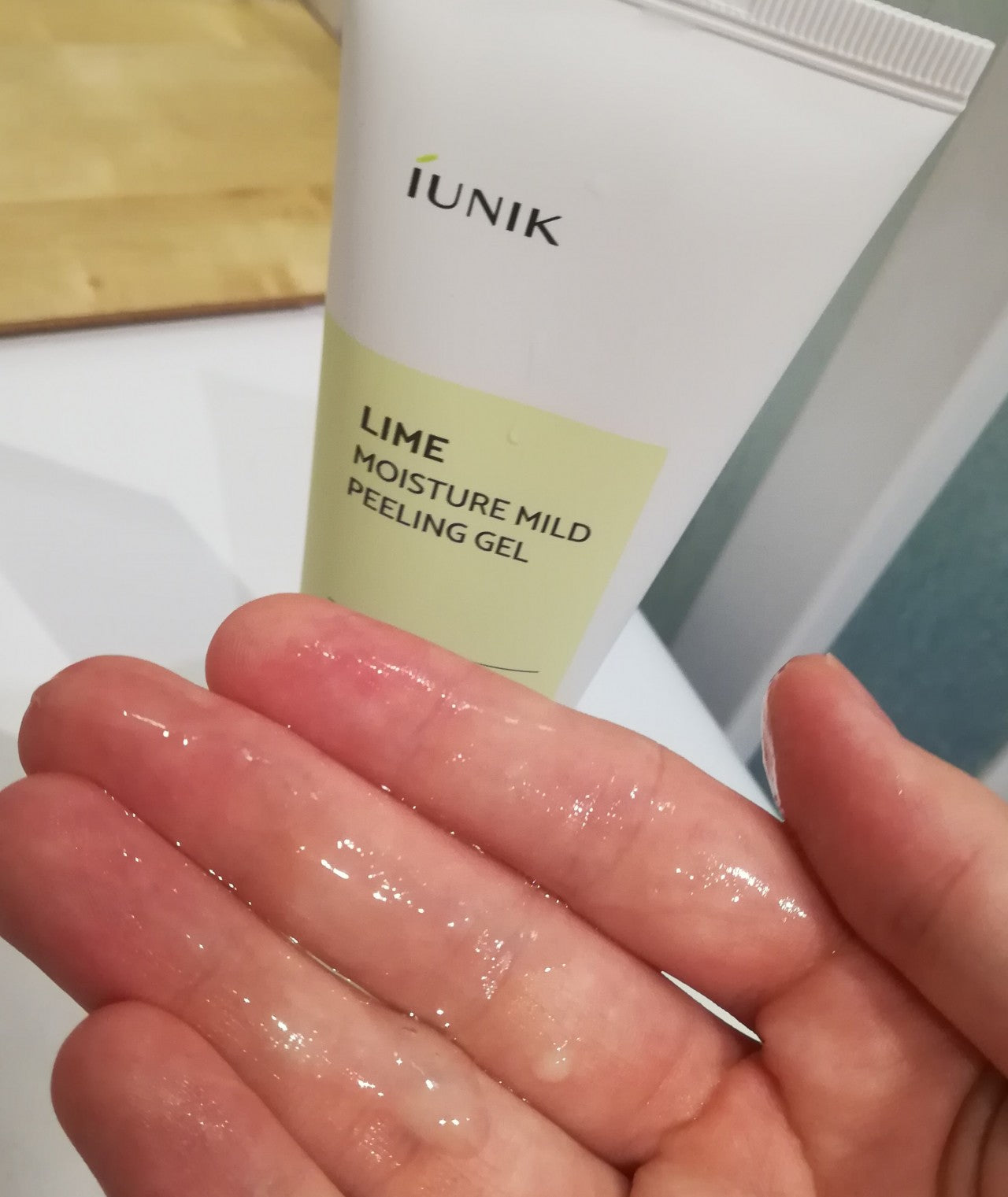 iUNIK - Gel exfoliante Lime Moisture Mild 120 g