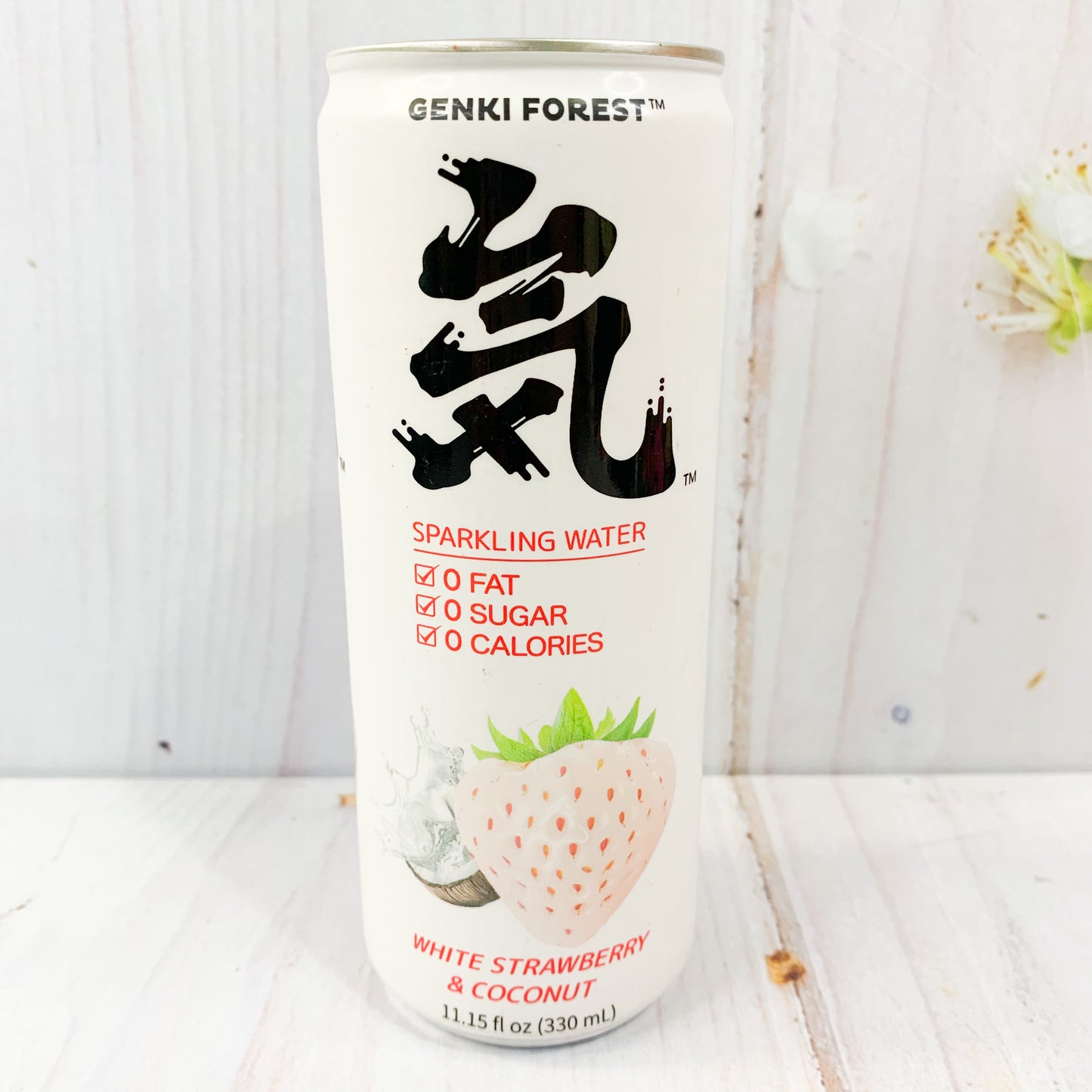 White strawberry soda Sparkling water can